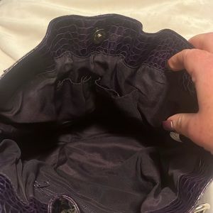 NWT Icing Purple Patent Leather Alligator Print Slouch Bag